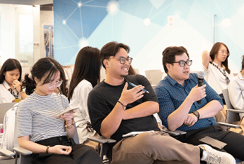 Tư vấn bất mí học tiếng Anh cùng học sinh
